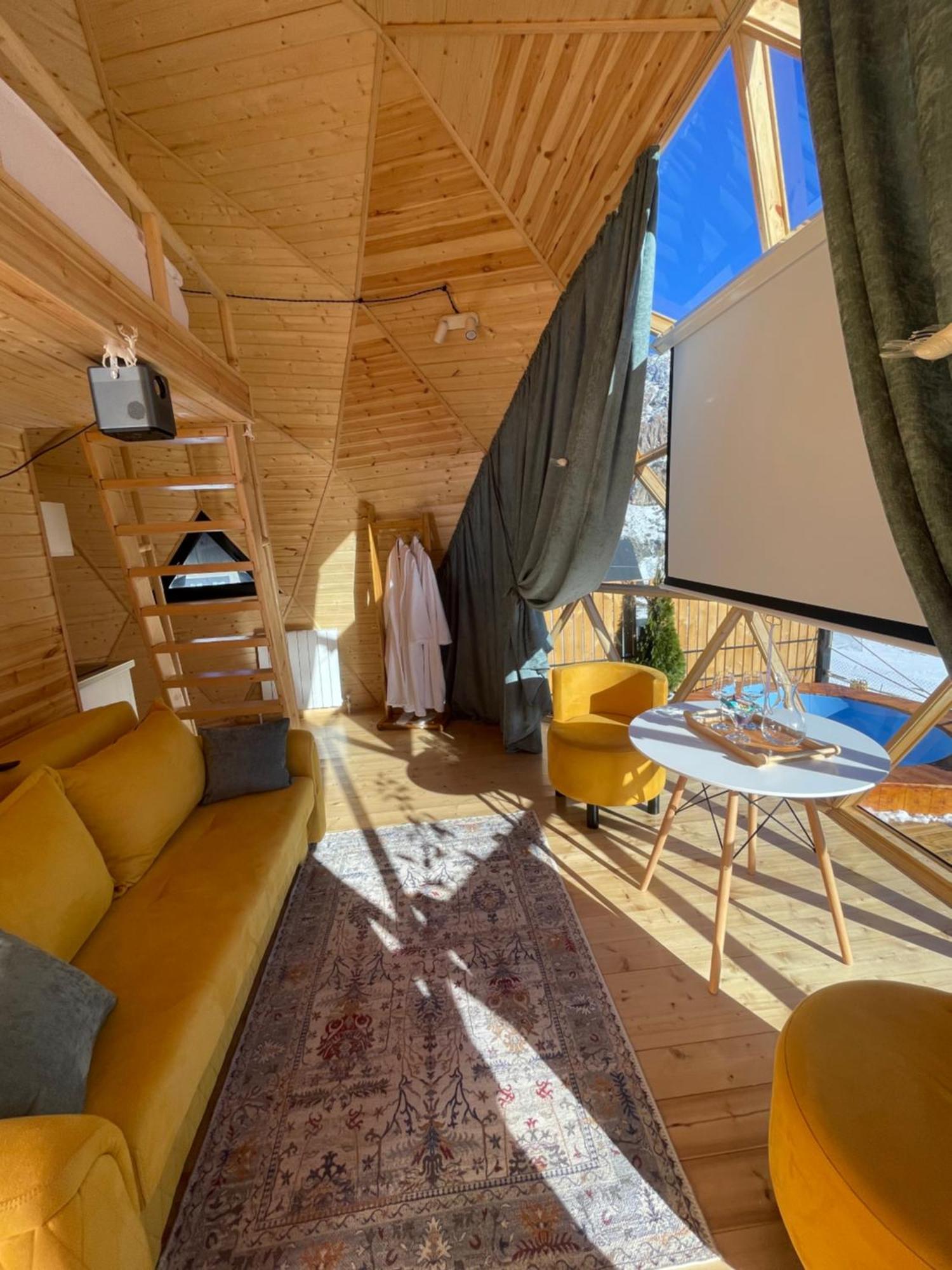 Gabua Glamping Villa Stepantsminda Exterior photo